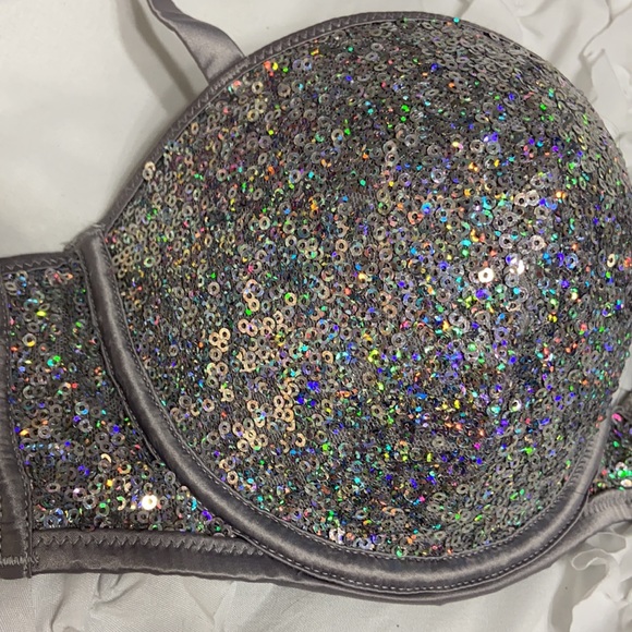 Sequins Mega Push Up Bra - Picture 2 of 7